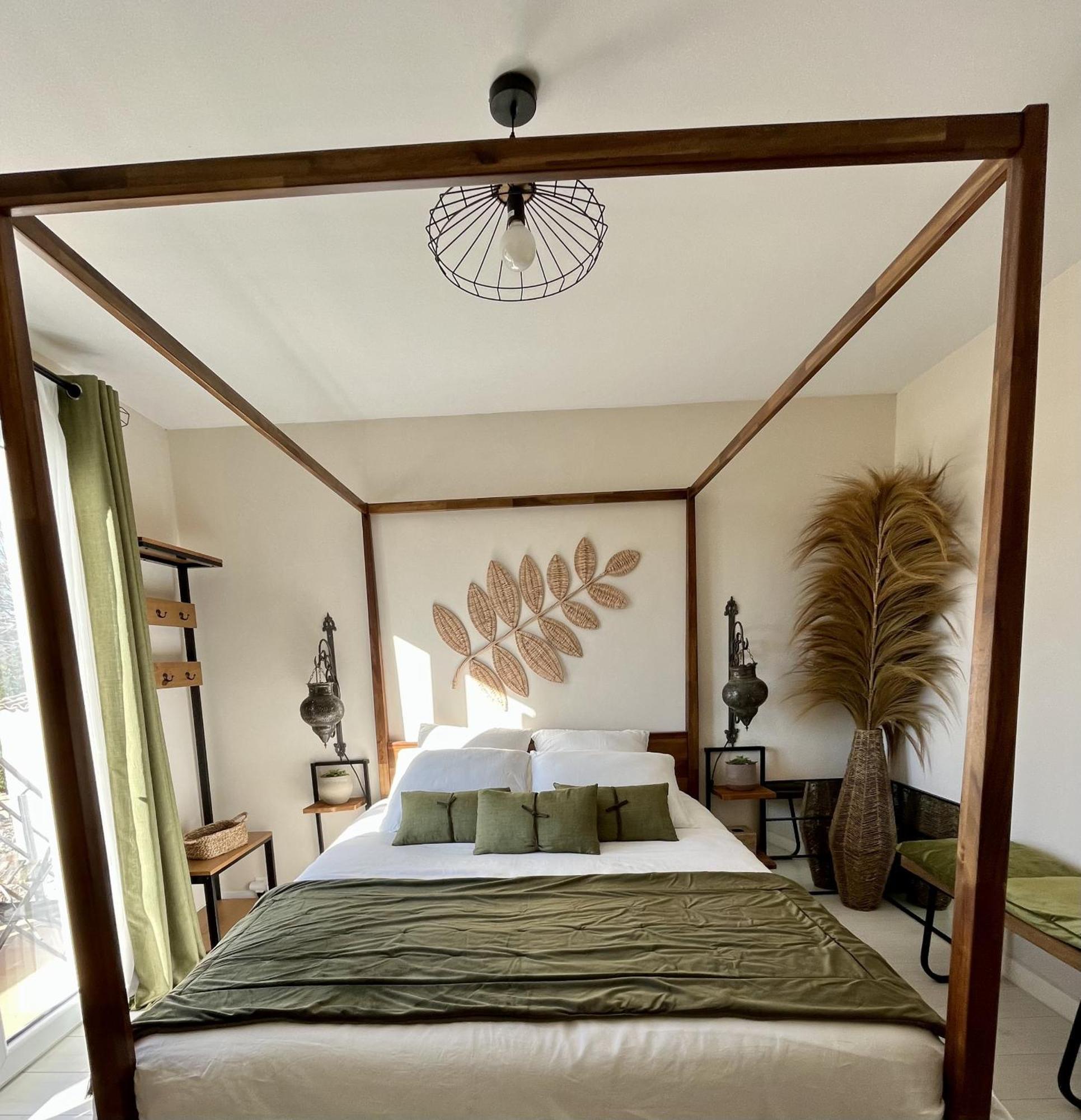 Villa Mathis موانس سارتوكس الغرفة الصورة